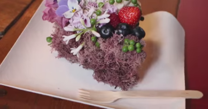 フルーツとお花のケーキ6